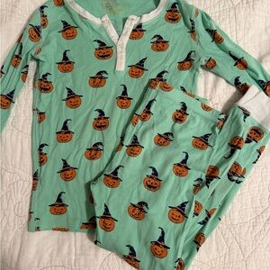 The Beaufort Bonnet Company Sutton’s Sweet Dream Set in Jack O’ Lantern 10